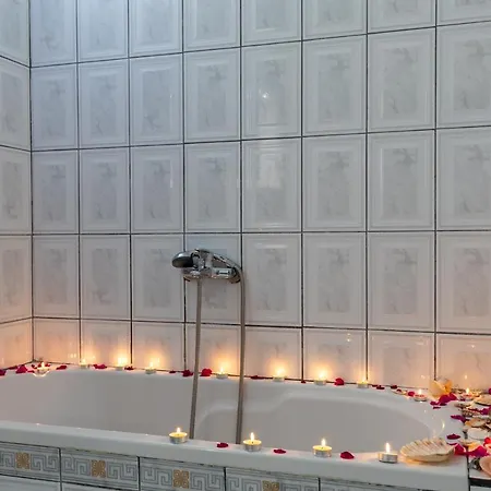 Romantika 克里斯阿穆迪亚