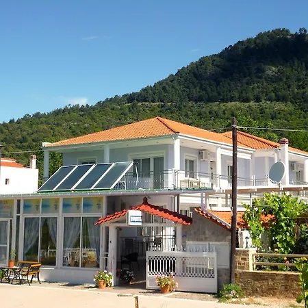 Ξενοδοχείο με διαμερίσματα Romantika 3*